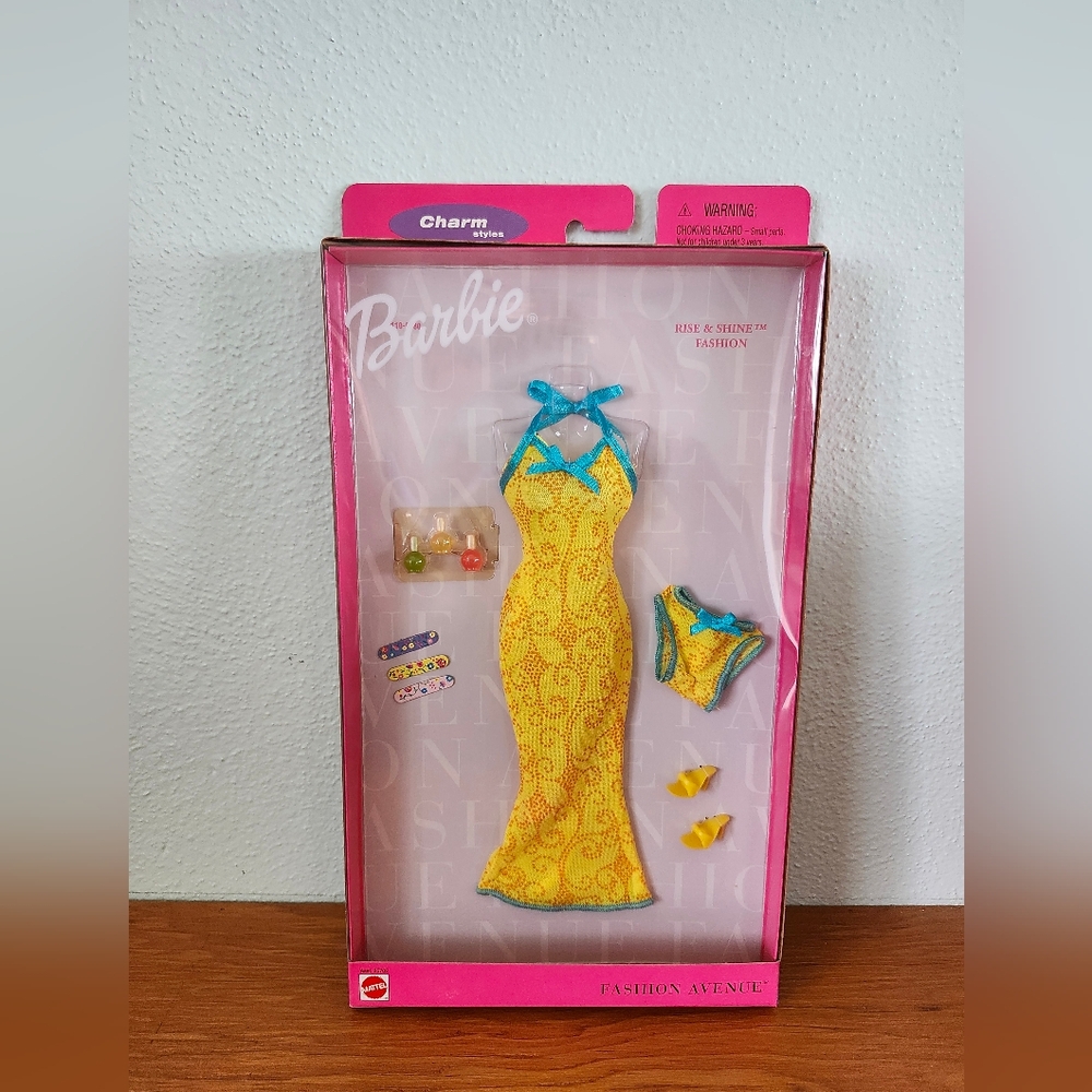 Barbie Fashion Avenue